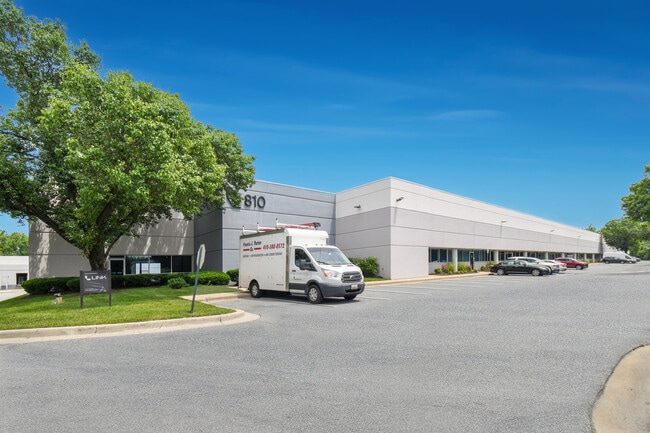 Plus de détails pour 810 Oregon Ave, Linthicum, MD - Industriel/Logistique à louer
