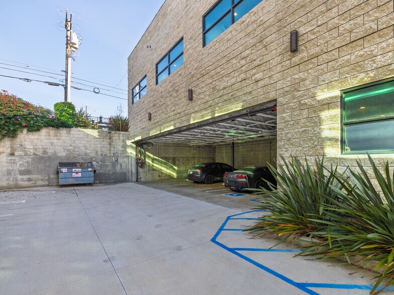 134 Lomita St, El Segundo, CA à vendre - Photo de l’immeuble – Image 3 sur 39