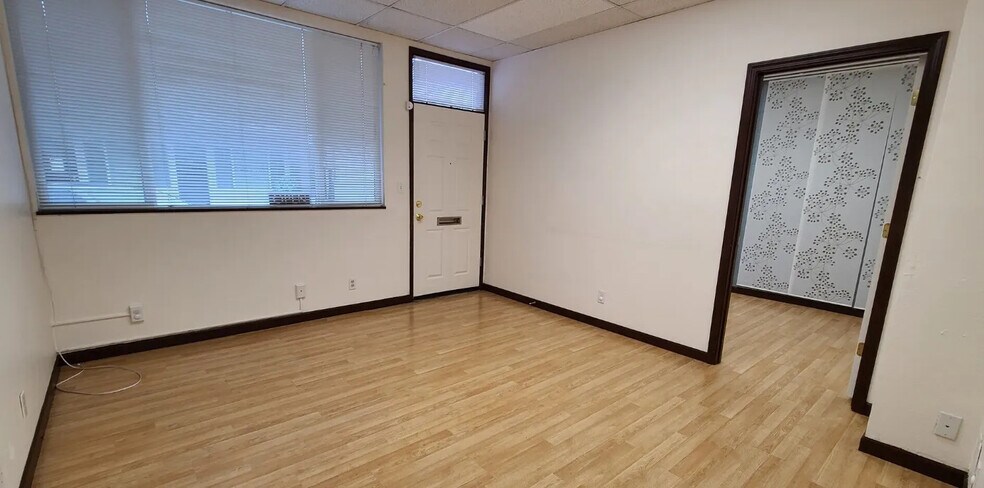 659-695 Cottage St NE, Salem, OR à vendre - Photo intérieure – Image 3 sur 5