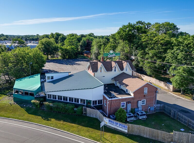 744 Main St, Lumberton, NJ à vendre - Photo de l’immeuble – Image 3 sur 23