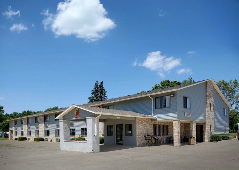 1919 Central Ave, Estherville, IA à vendre - Photo de l’immeuble – Image 1 sur 6