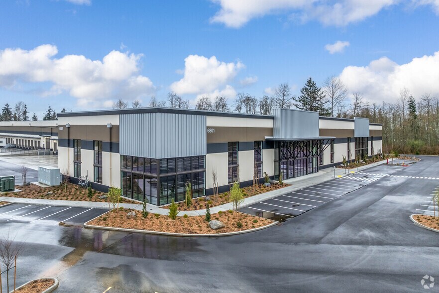 6801 Seaway Blvd, Everett, WA à louer - Photo principale – Image 1 sur 5