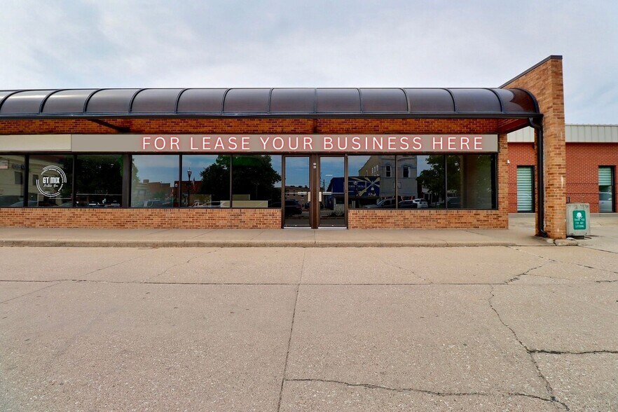 29-35 W 6th St, Fremont, NE à louer - Photo de l’immeuble – Image 1 sur 1