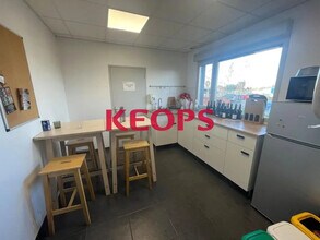 4 Rue Des Artisans, Pechbonnieu à vendre Photo intérieure– Image 2 sur 5