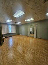 420 Pennsylvania Ave W, Warren, PA à louer Photo intérieure– Image 2 sur 3