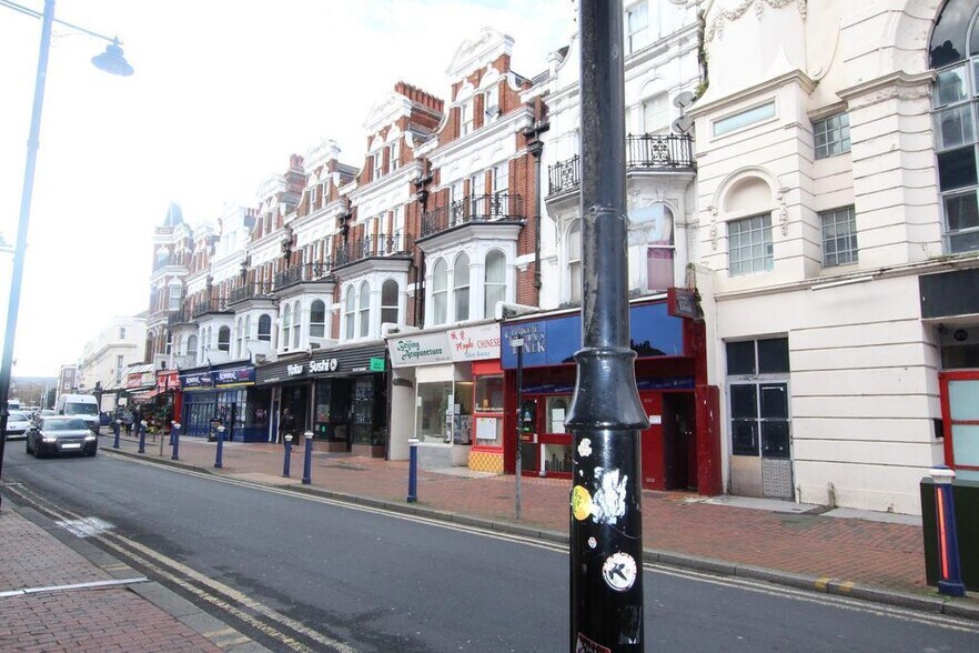 56 Seaside Rd, Eastbourne à louer - Photo de l’immeuble – Image 3 sur 24