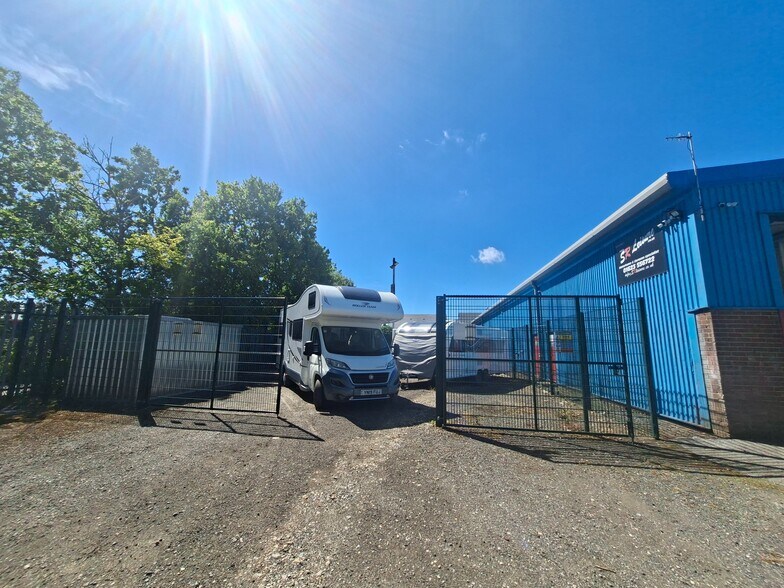 Hardwick Ln, Sutton In Ashfield à louer - Photo principale – Image 1 sur 3