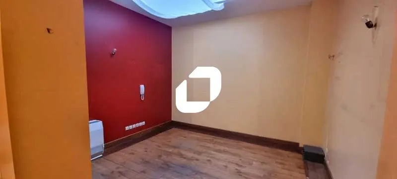 Local commercial dans Paris à vendre - Photo intérieure – Image 2 sur 11