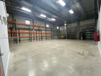 Plus de détails pour 8578 NW 61st St, Miami, FL - Industriel/Logistique à louer