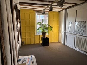 19 Holywell Hl, St Albans à louer Photo intérieure– Image 2 sur 6