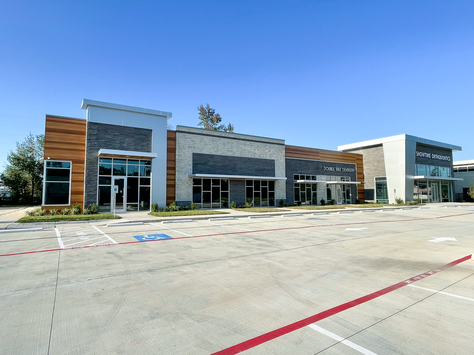 10110 Research Forest Dr, The Woodlands, TX à louer Photo de l’immeuble– Image 1 sur 3