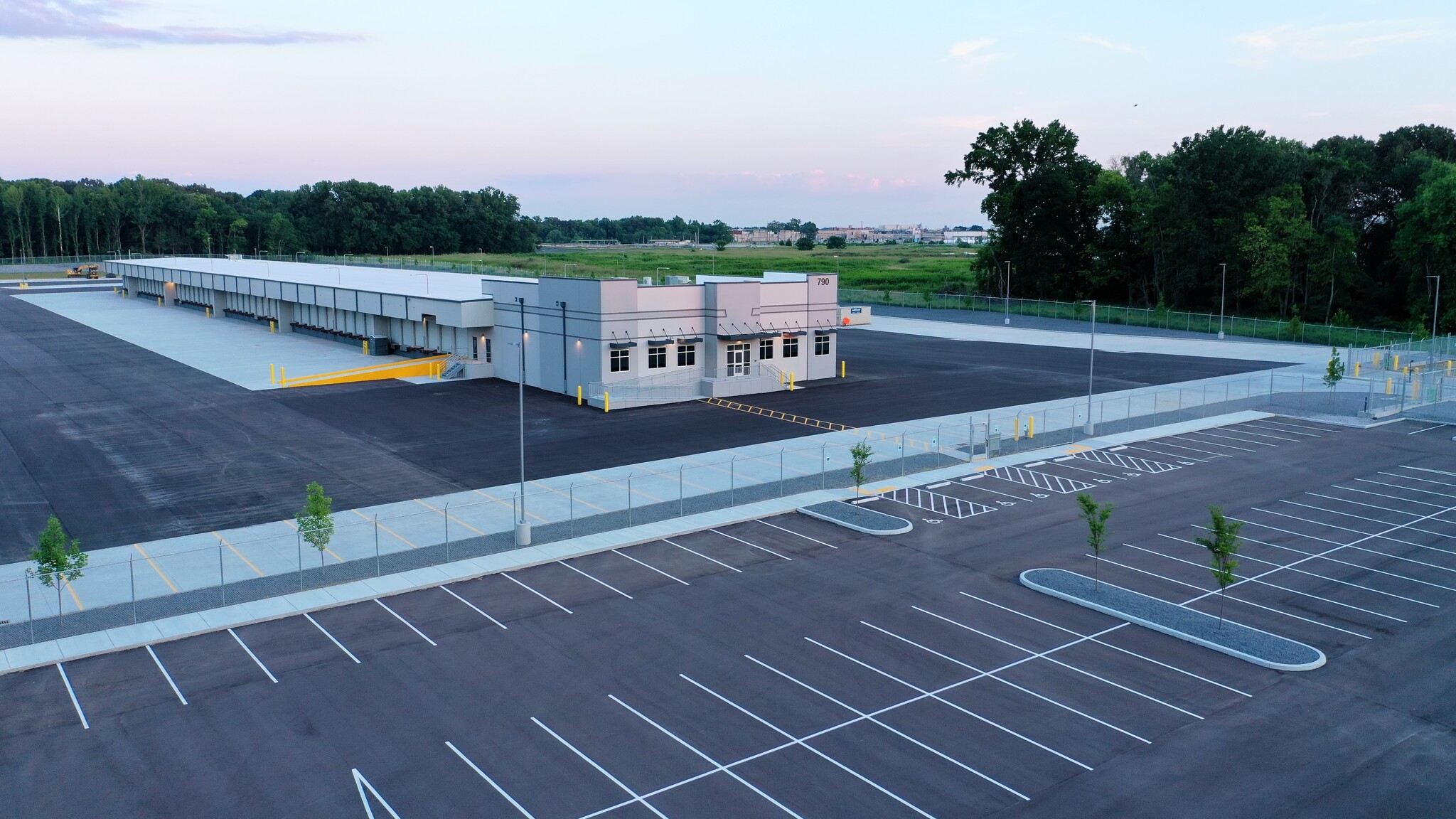 790 Burnett rd, Old Hickory, TN à louer Photo principale– Image 1 sur 6