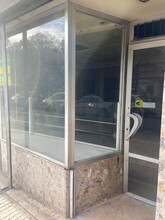 Local commercial dans Montcada i Reixac, Barcelona à louer Photo de l’immeuble– Image 1 sur 12