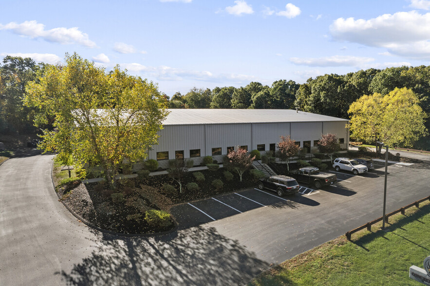 13 Parkway Dr, Plainfield, CT à louer - Photo de l’immeuble – Image 2 sur 44