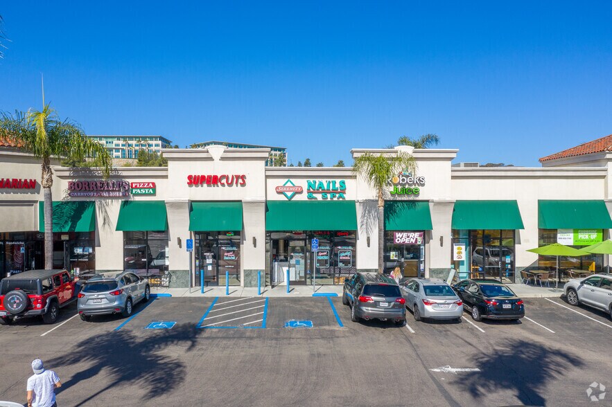 16588 Bernardo Center Dr, San Diego, CA à louer - Photo de l’immeuble – Image 3 sur 5