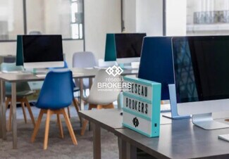 Plus de détails pour Local commercial à vendre
