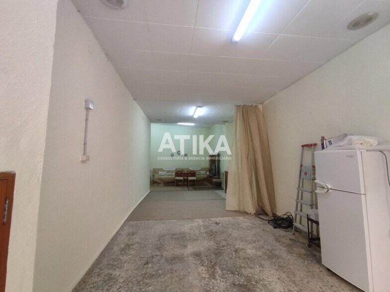 Local commercial dans València, Valencia à vendre - Photo de l’immeuble – Image 2 sur 14