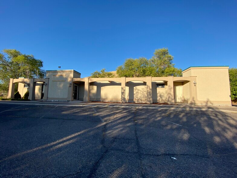 240 N 18th Ave, Pocatello, ID à vendre - Photo de l’immeuble – Image 3 sur 15