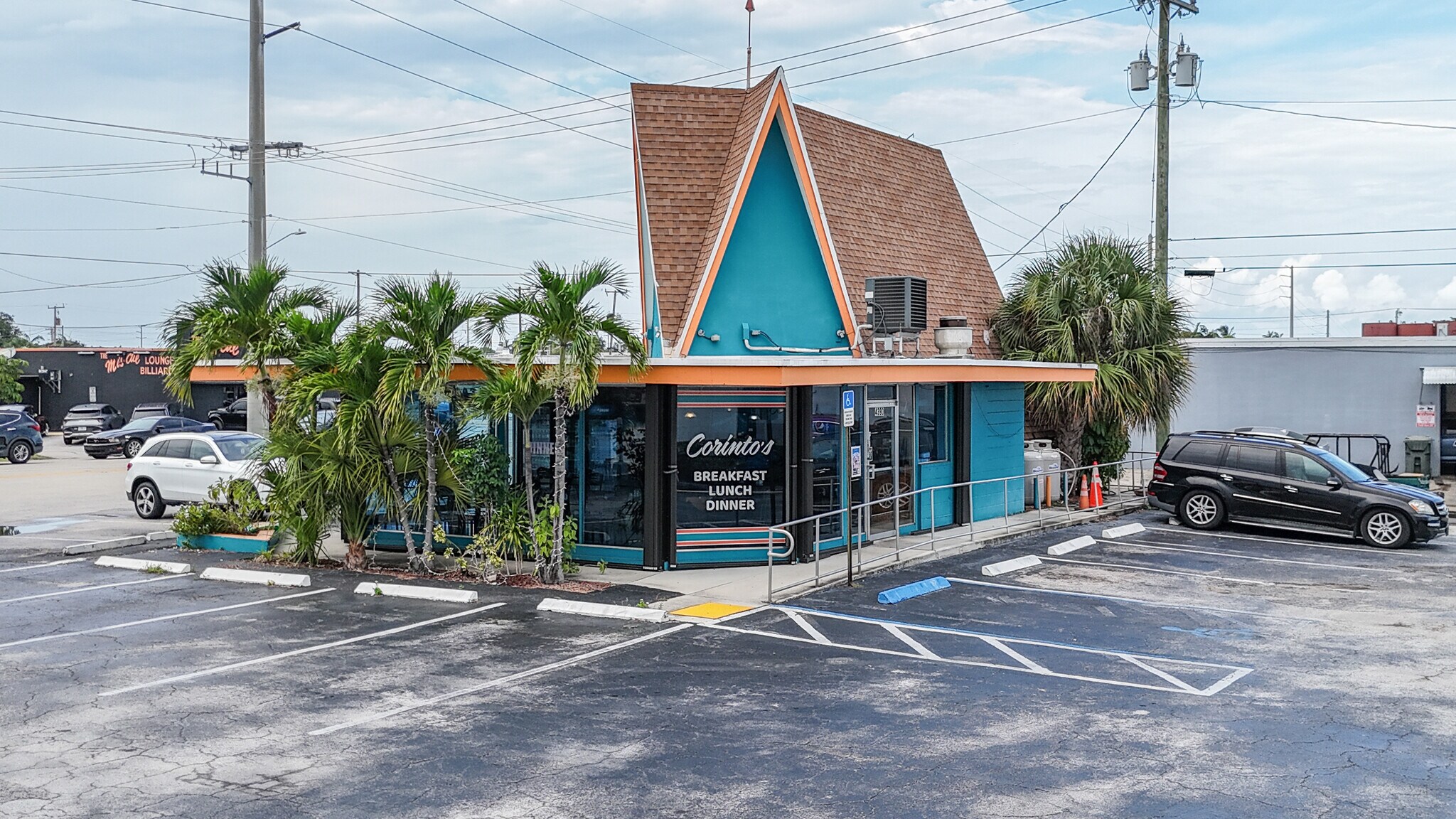 4390 N Dixie Hwy, Oakland Park, FL à vendre Photo de l’immeuble– Image 1 sur 8