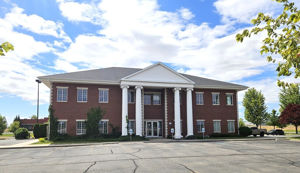 8727 W Highway 2, Spokane, WA à vendre - Photo de l’immeuble – Image 1 sur 3