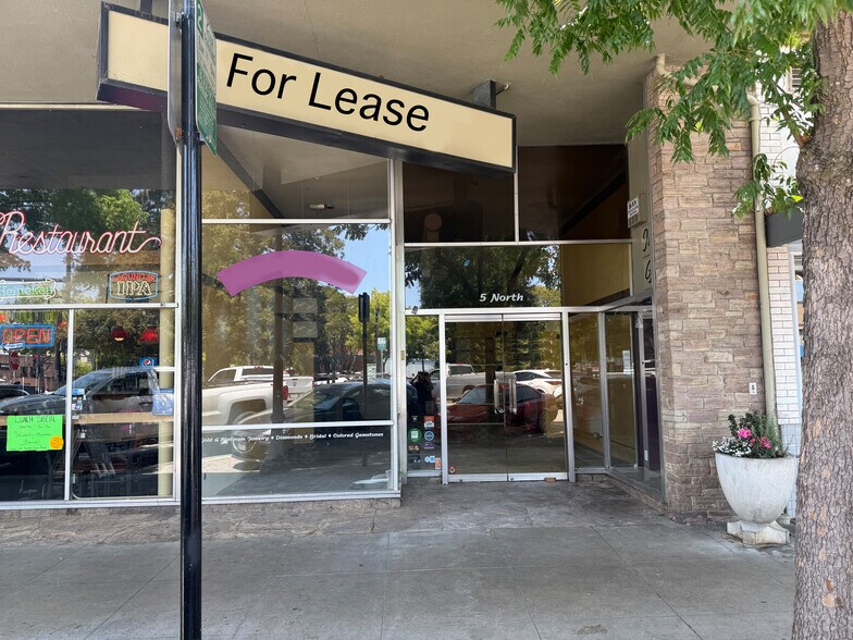 314 B St, Petaluma, CA à louer - Photo de l’immeuble – Image 2 sur 3