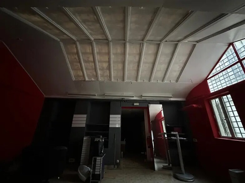 Local commercial dans Lyon à vendre - Photo intérieure – Image 2 sur 4