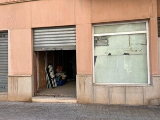 Plus de détails pour Local commercial à vendre