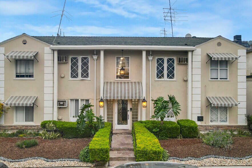 614 Hauser Blvd, Los Angeles, CA à vendre - Photo de l’immeuble – Image 1 sur 10