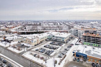 8550-8560 Boul Newman, Montréal, QC - Vue aérienne  vue de carte
