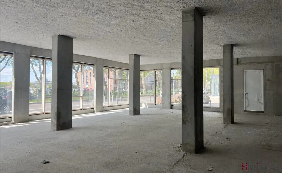 Local commercial dans Rouen à vendre - Photo intérieure – Image 2 sur 5