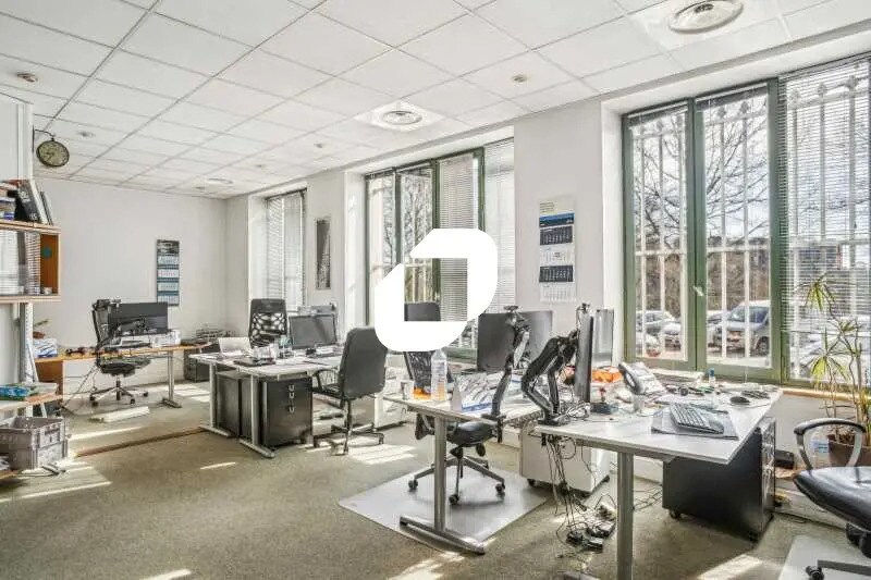 Bureau dans Caluire-et-Cuire à vendre - Photo de l’immeuble – Image 1 sur 12