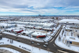 2255 32 St NE, Calgary, AB - VUE AÉRIENNE  vue de carte