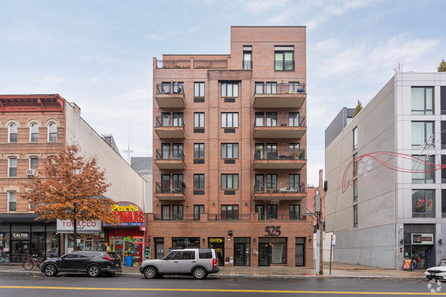 525 Myrtle Ave, Brooklyn, NY à louer - Photo principale – Image 3 sur 4