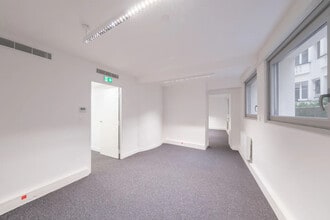 9 Avenue Mac-Mahon, Paris à louer Photo intérieure– Image 2 sur 3