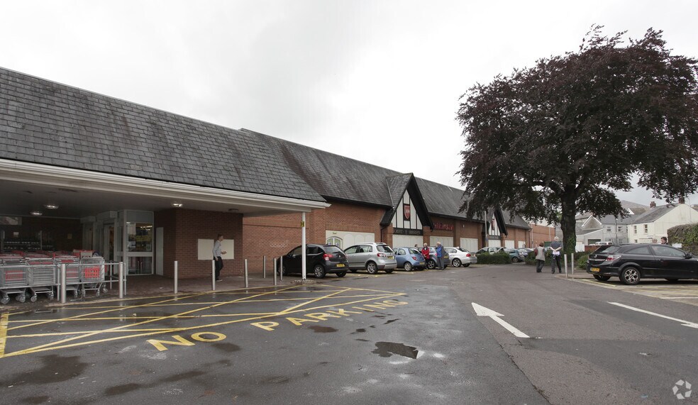 Merlins Walk, Carmarthen à louer - Photo de l’immeuble – Image 2 sur 8
