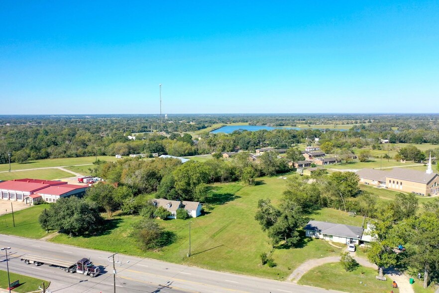 1623 & 1677 East Main Street Hwy, Madisonville, TX à vendre - Photo de l’immeuble – Image 3 sur 10