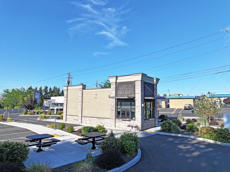 115 N 56th Ave, Yakima, WA à vendre - Photo de l’immeuble – Image 3 sur 19