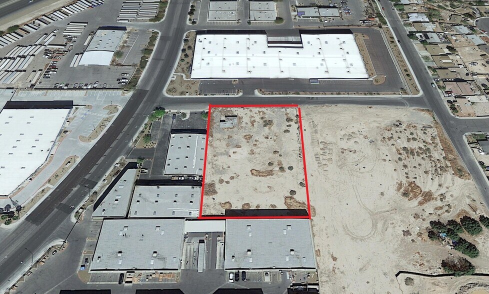 2625 Branson St, North Las Vegas, NV à vendre - Photo de l’immeuble – Image 2 sur 15