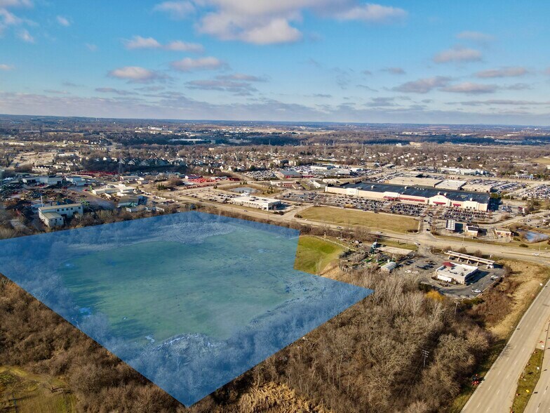 1601 E Main St, Waukesha, WI à vendre - Aérien – Image 2 sur 2