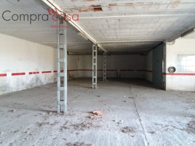 Industriel/Logistique dans Segovia, Segovia à vendre - Photo de l’immeuble – Image 3 sur 8