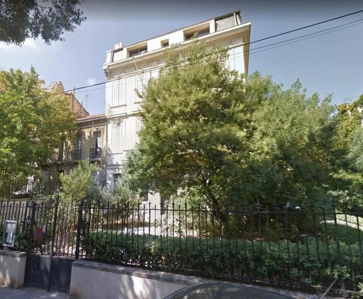 Bureau dans Marseille à louer - Photo de l’immeuble – Image 2 sur 16