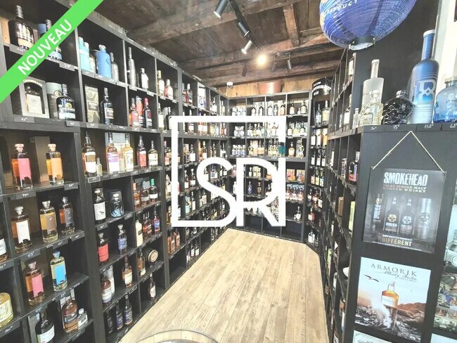 Plus de détails pour Local commercial à louer