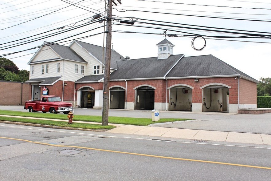 237 Water St, Wakefield, MA à louer - Photo de l’immeuble – Image 2 sur 4