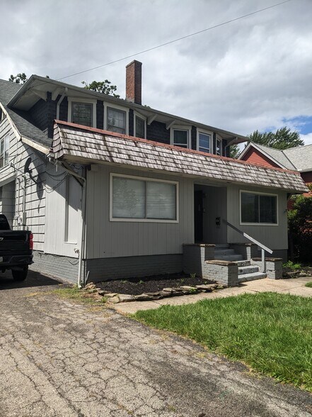 485-487 Front St, Berea, OH à vendre - Photo de l’immeuble – Image 1 sur 65