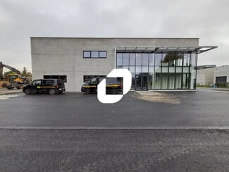 Plus de détails pour Bureau, Local d'activités à louer