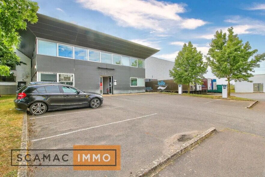 Industriel/Logistique dans Saint-Michel-sur-Orge à louer - Photo de l’immeuble – Image 2 sur 7