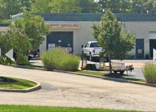 8221-8237 E Washington St, Chagrin Falls, OH à louer Photo de l’immeuble– Image 1 sur 4