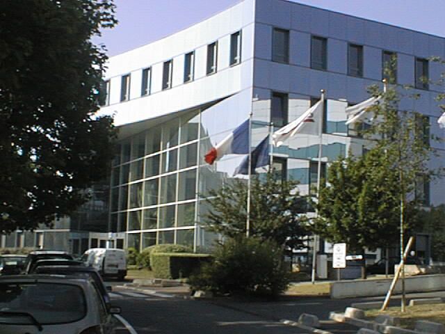 18 Place Des Nympheas, Villepinte à louer - Photo de l’immeuble – Image 2 sur 6