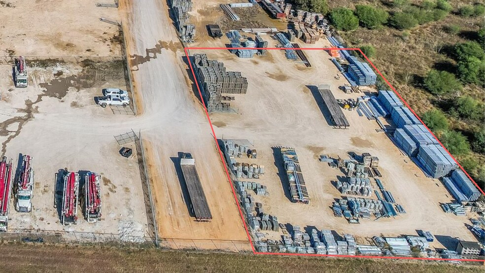 7409 Buttrum Way, New Braunfels, TX à louer - Photo de l’immeuble – Image 2 sur 3