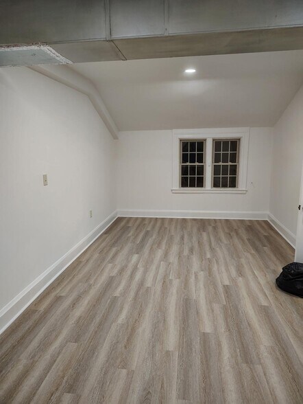 6901 York Rd, Baltimore, MD à louer - Photo de l’immeuble – Image 3 sur 14